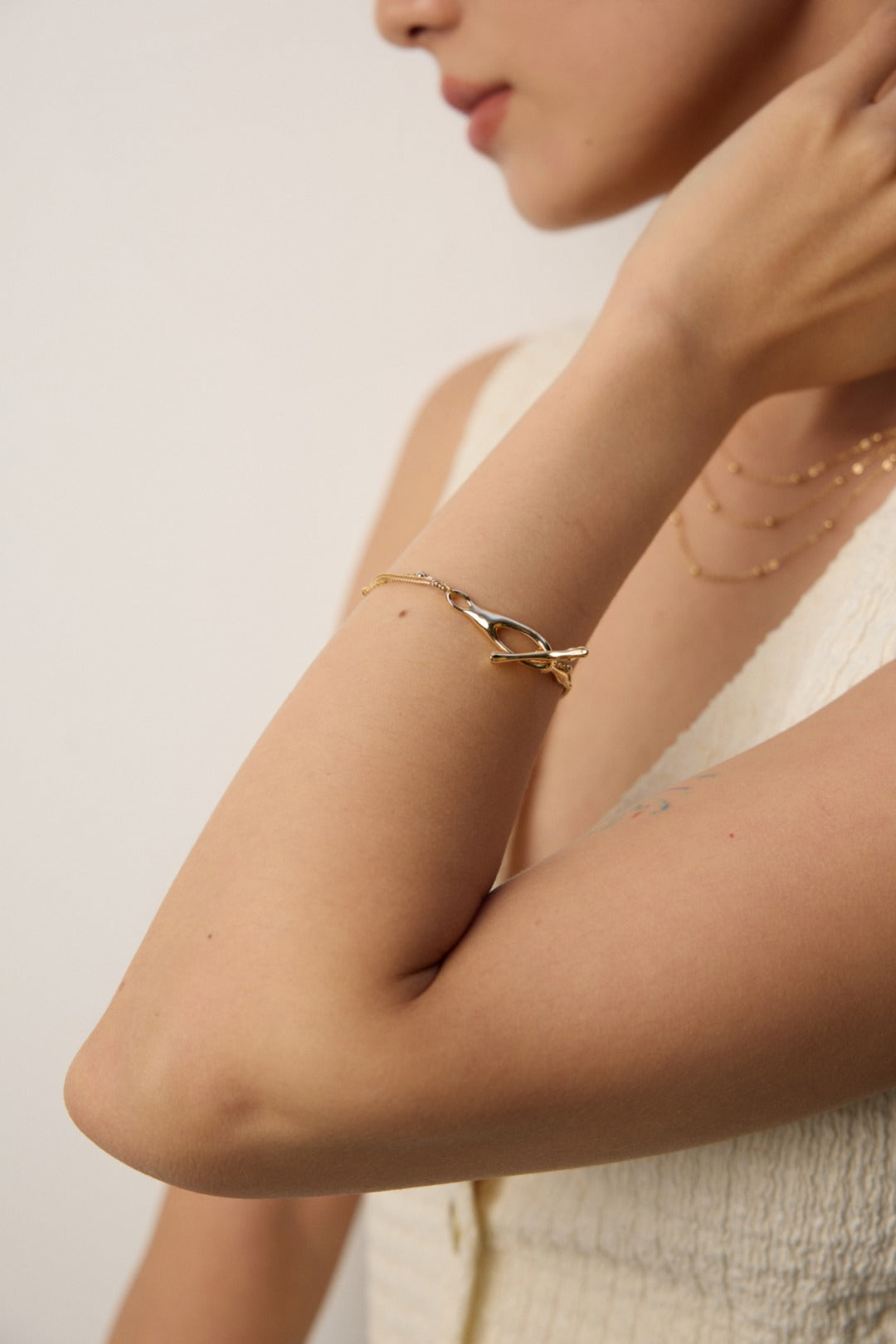 Gleam Line Bracelet