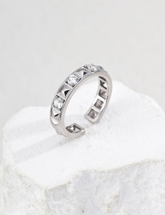 Inner Ray Ring
