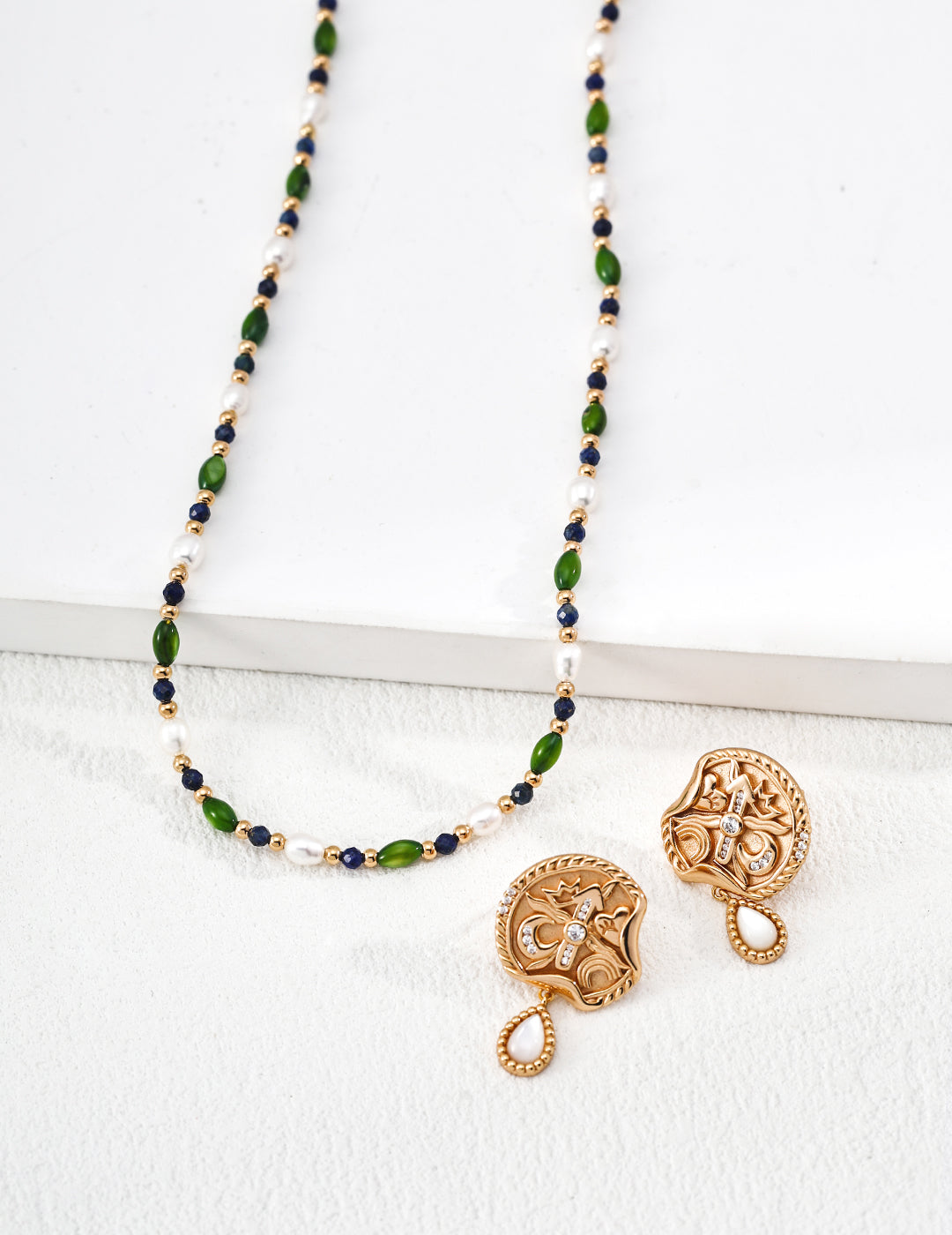 Nacre Halo Earrings