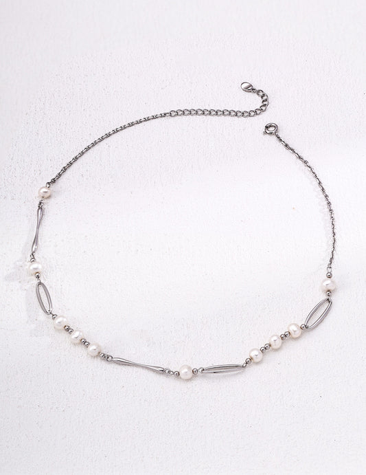 Élan Pearl Necklace