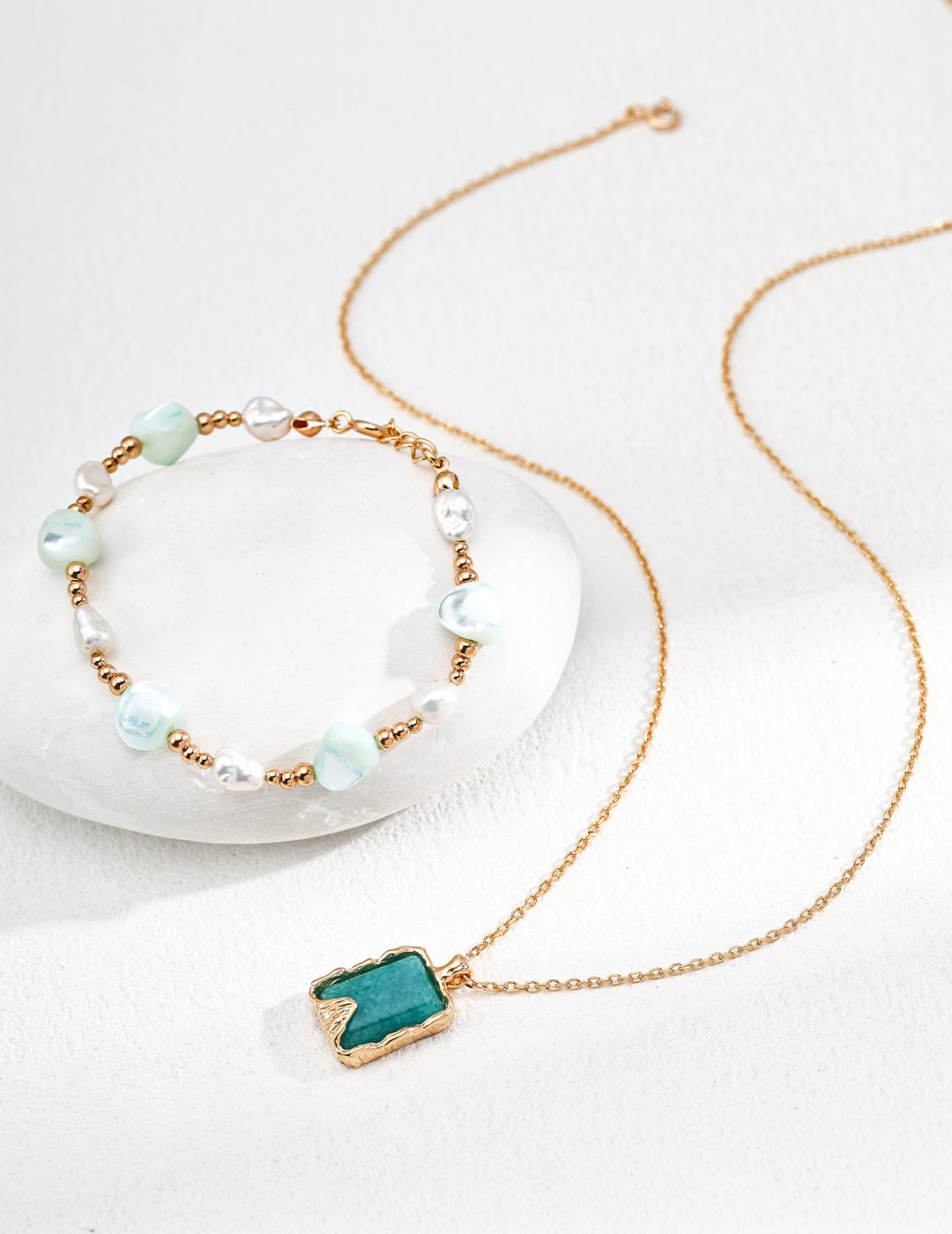 Aqua Poise Necklace