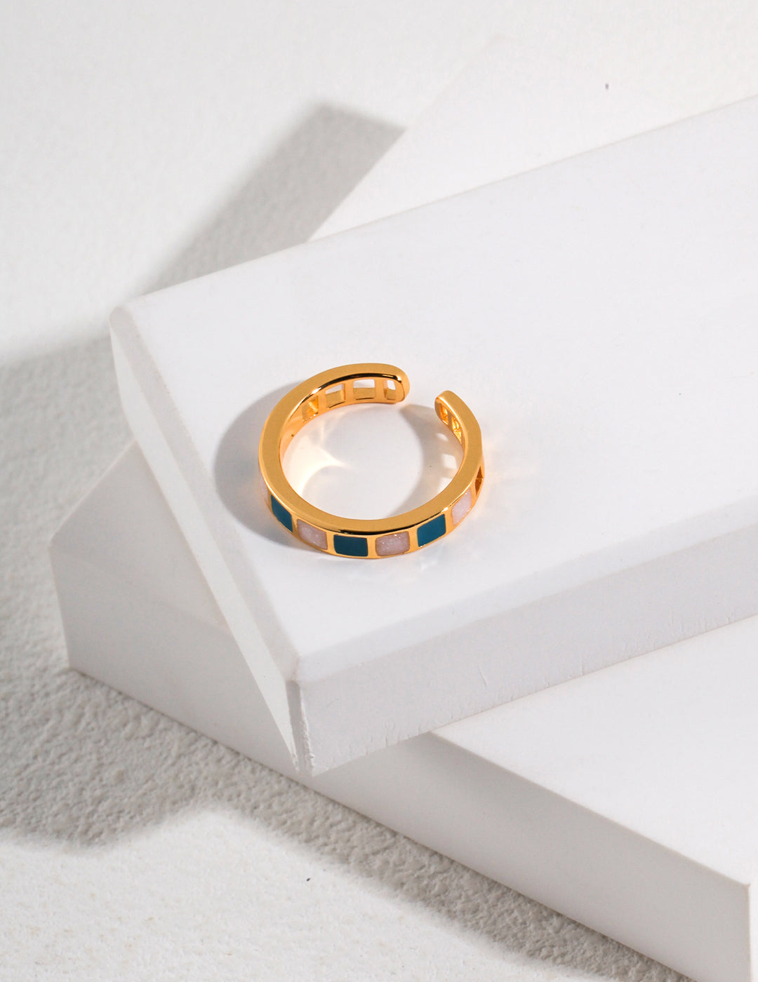 French Style Block Ring