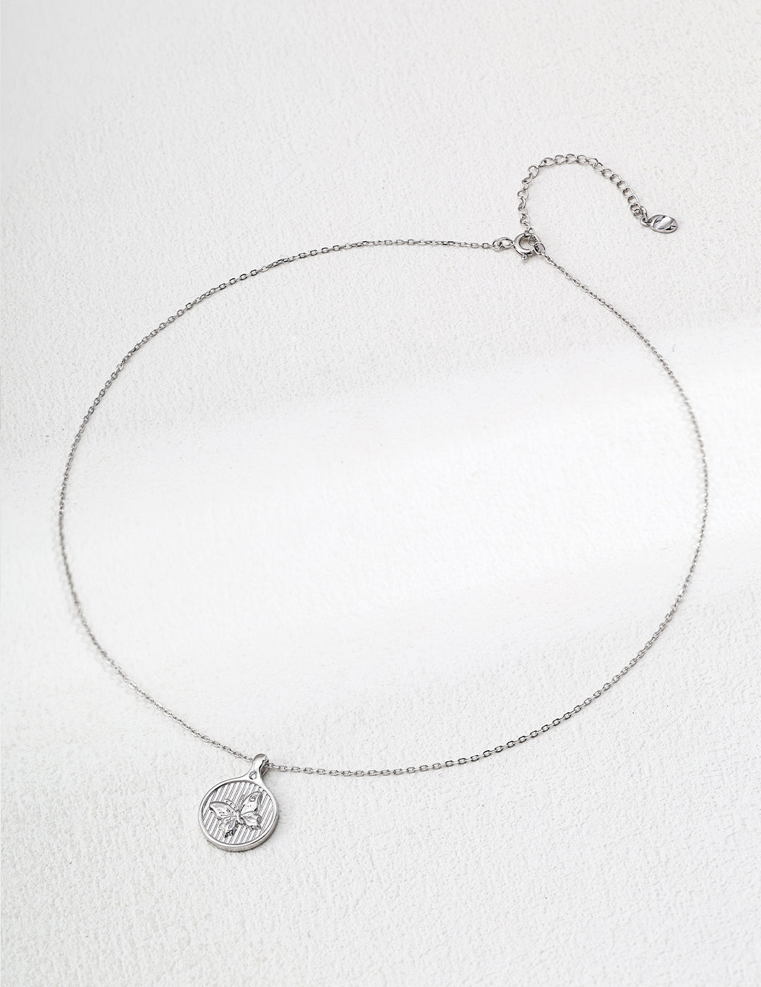 Lumière Wing Necklace