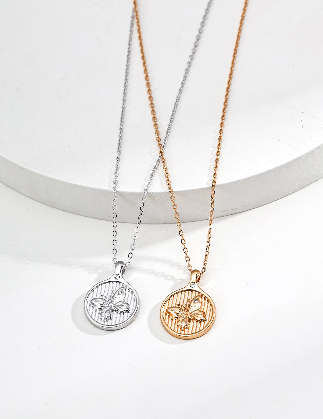 Lumière Wing Necklace