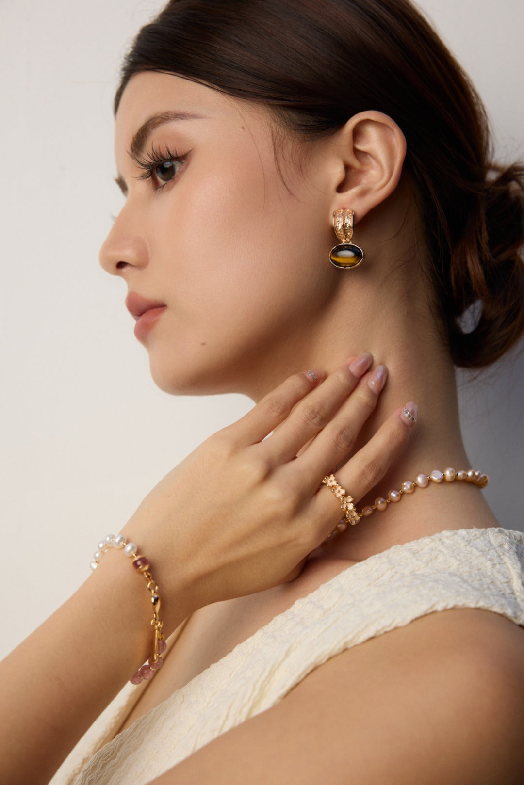 Serene Bloom Bracelet – Strawberry Quartz