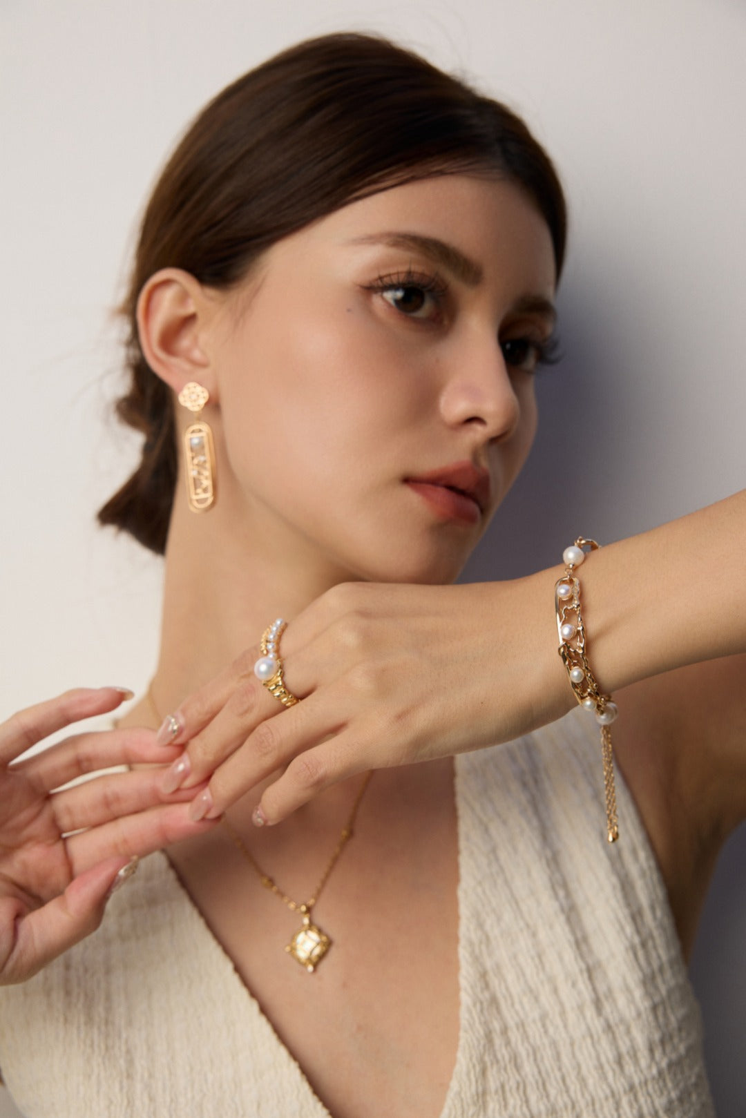 Lustre Pearl Bracelet