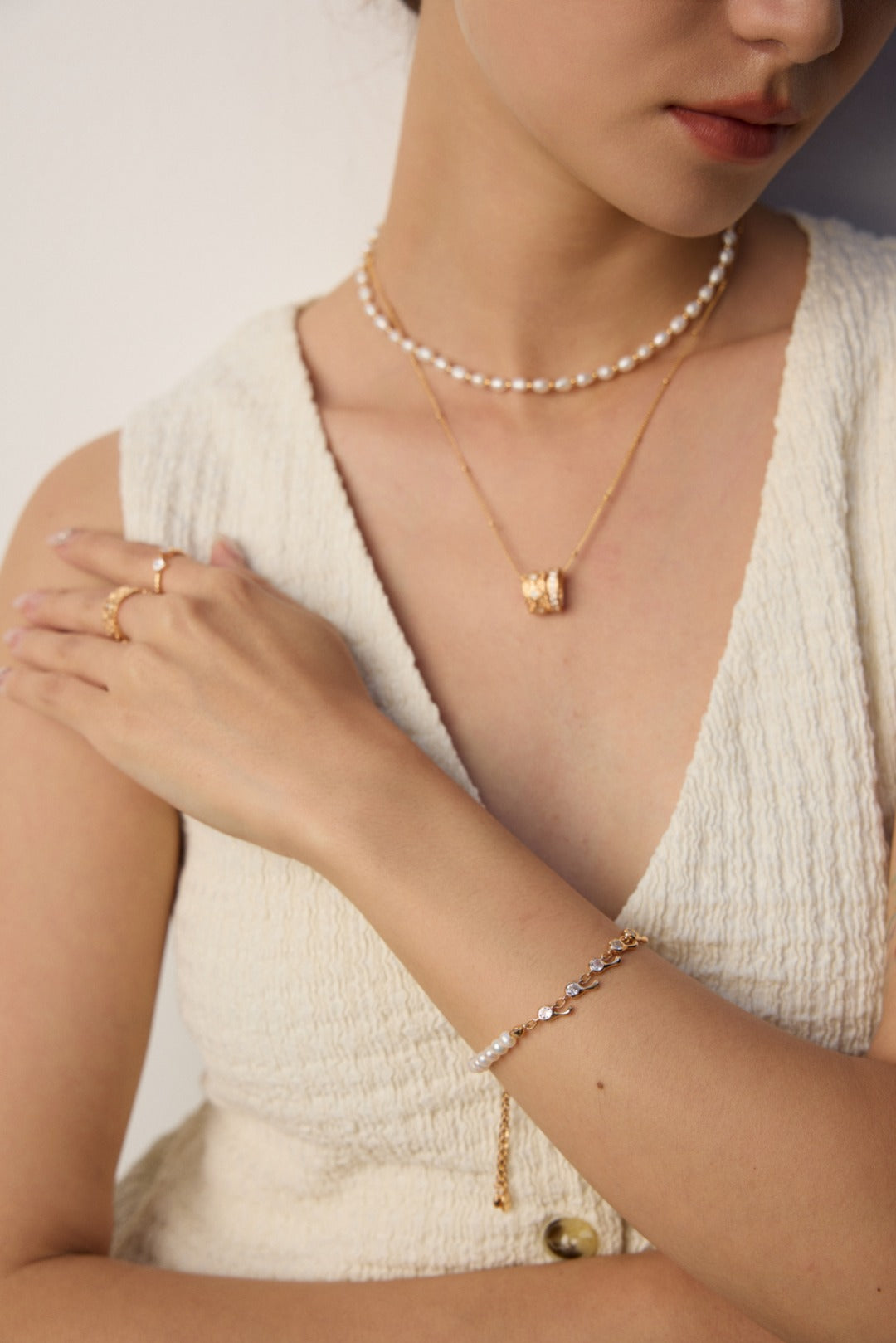 Orbit Shine Necklace