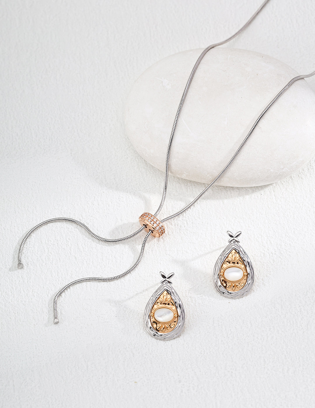 Lapis Shell Dual-Tone Earrings