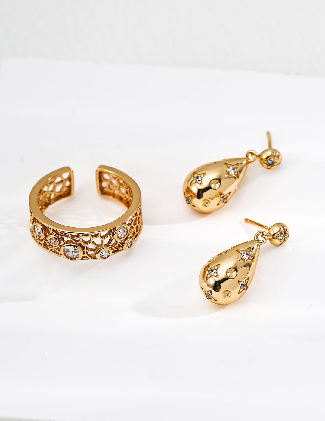 Stellar Dew Earrings