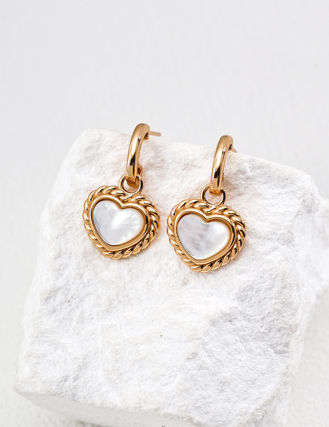 Lumière Coeur Earrings