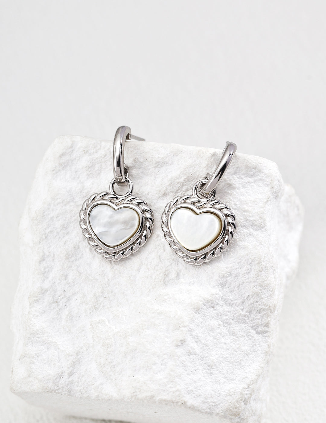 Lumière Coeur Earrings