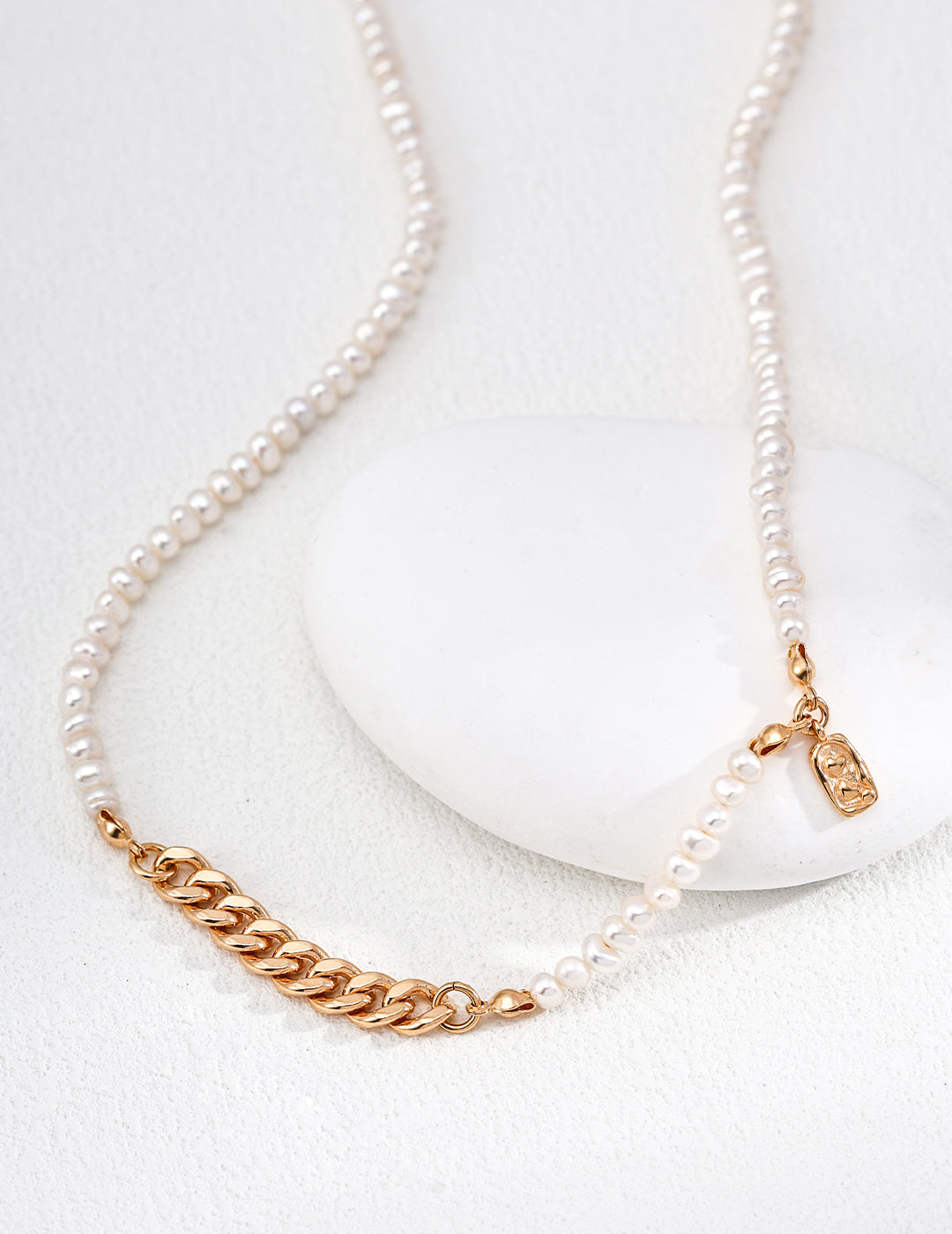 Lustre Link Necklace