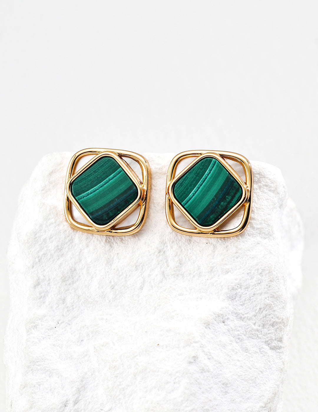Jardin Serein Earrings — Shell Edition
