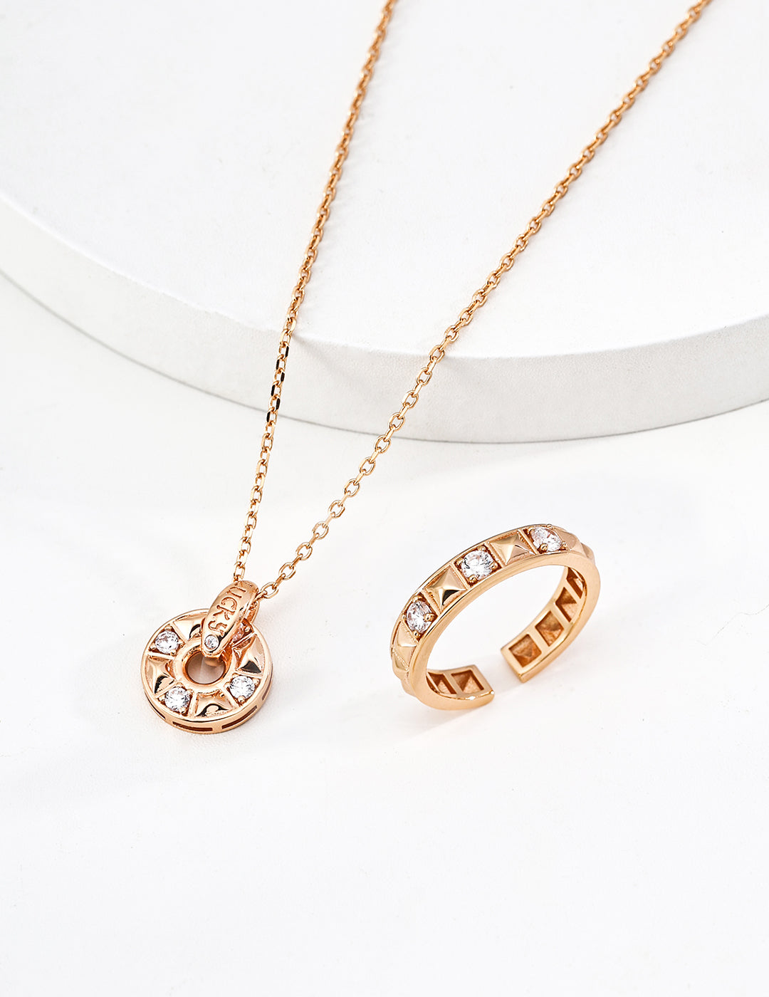 Radiant Axis Necklace