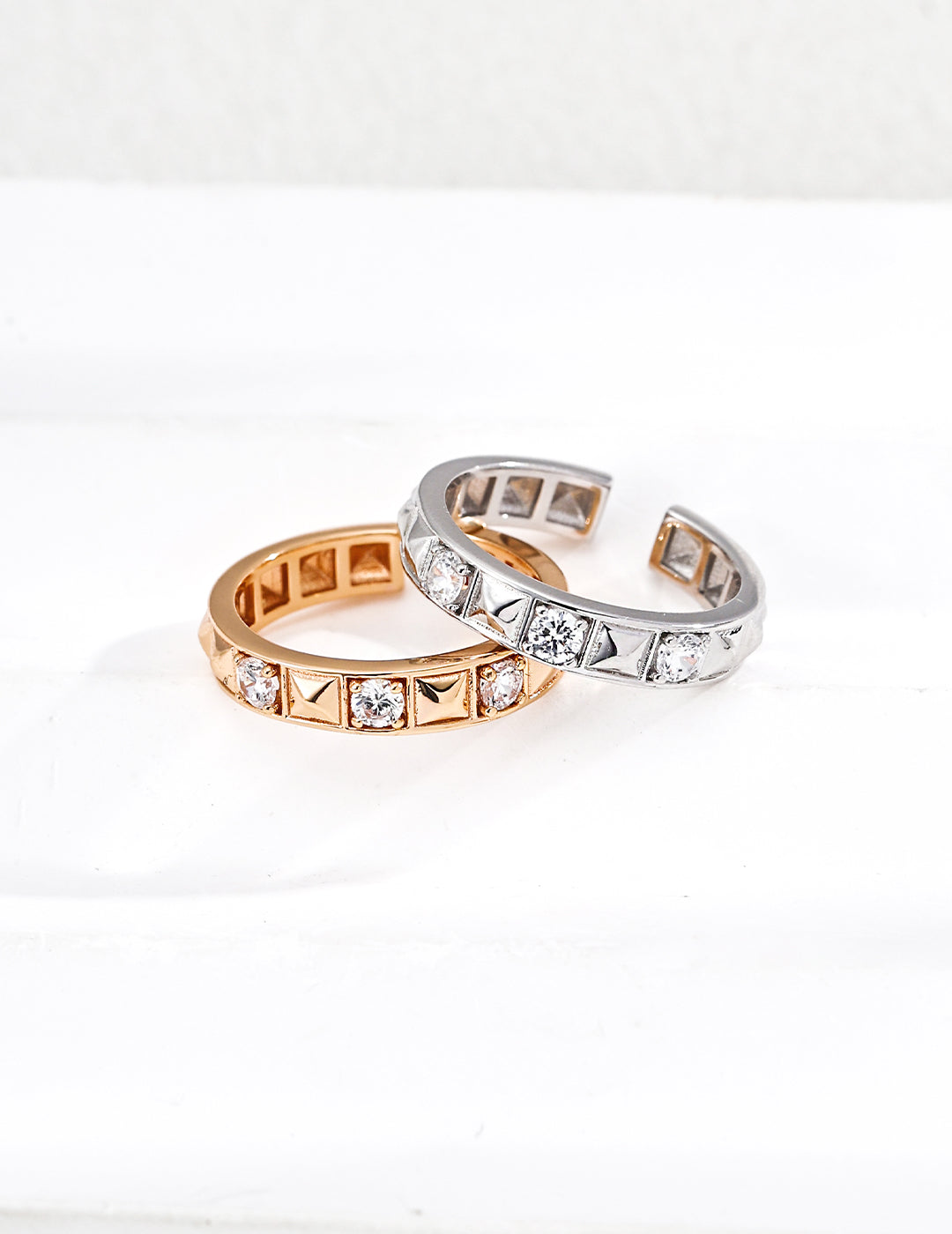 Inner Ray Ring