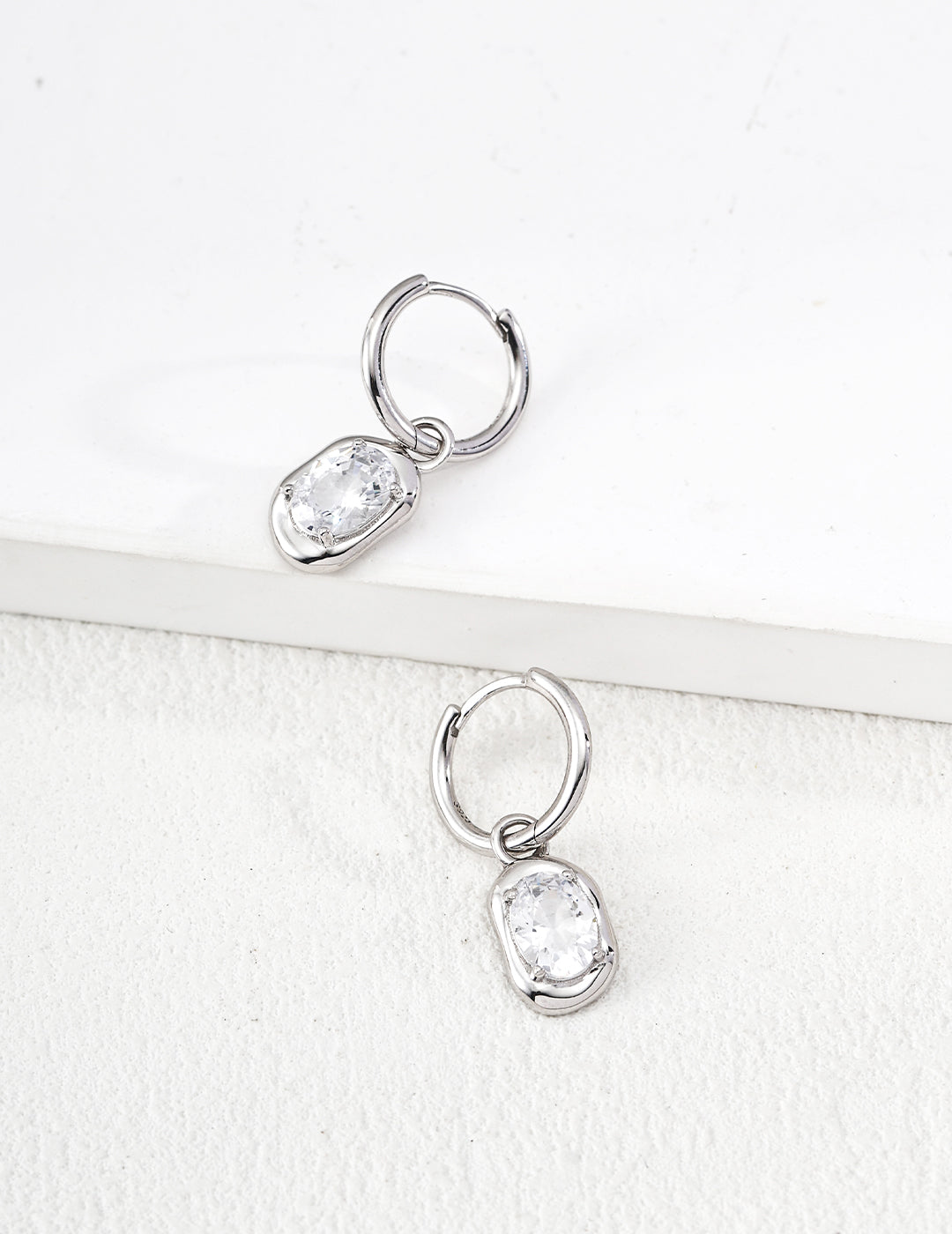 Still Arc Earrings
