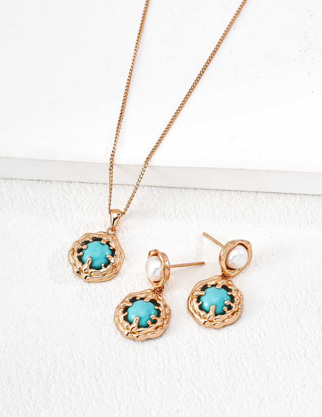 Earth Pearl Drop Earring