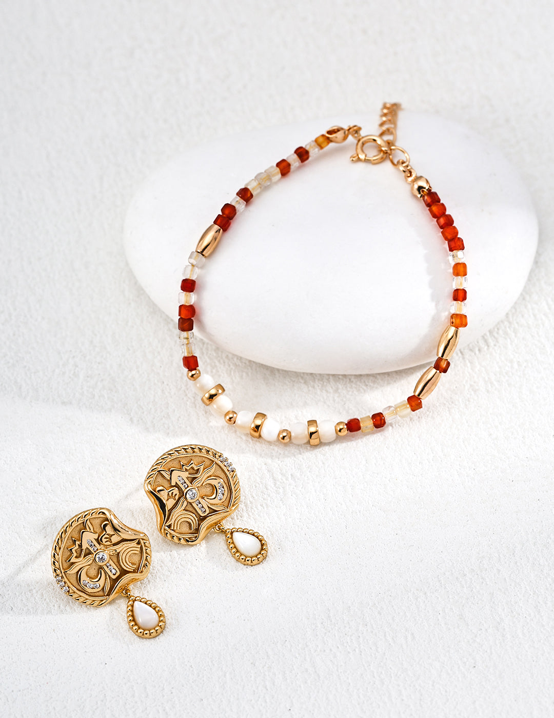 Nacre Halo Earrings