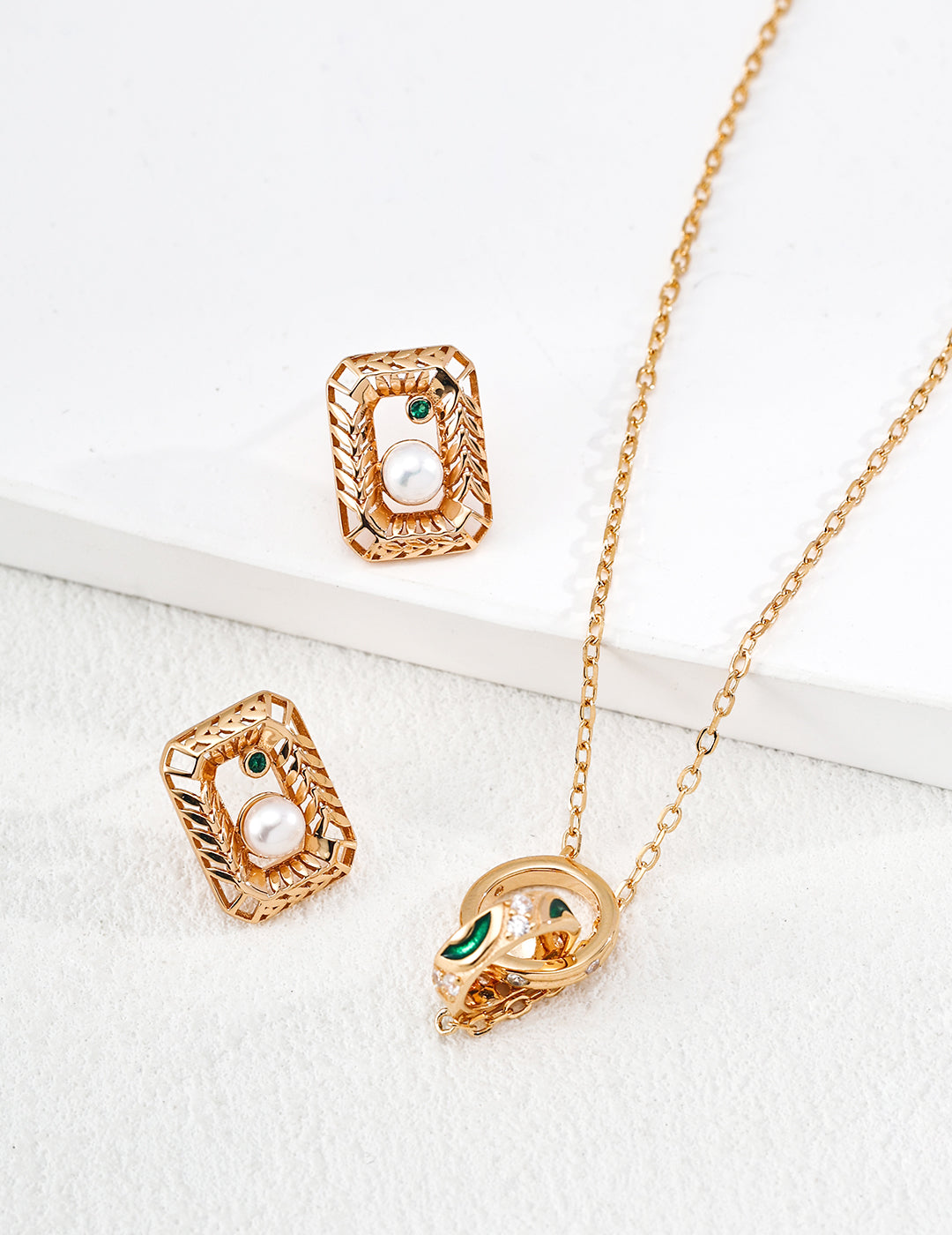 Glazed Orbit Necklace