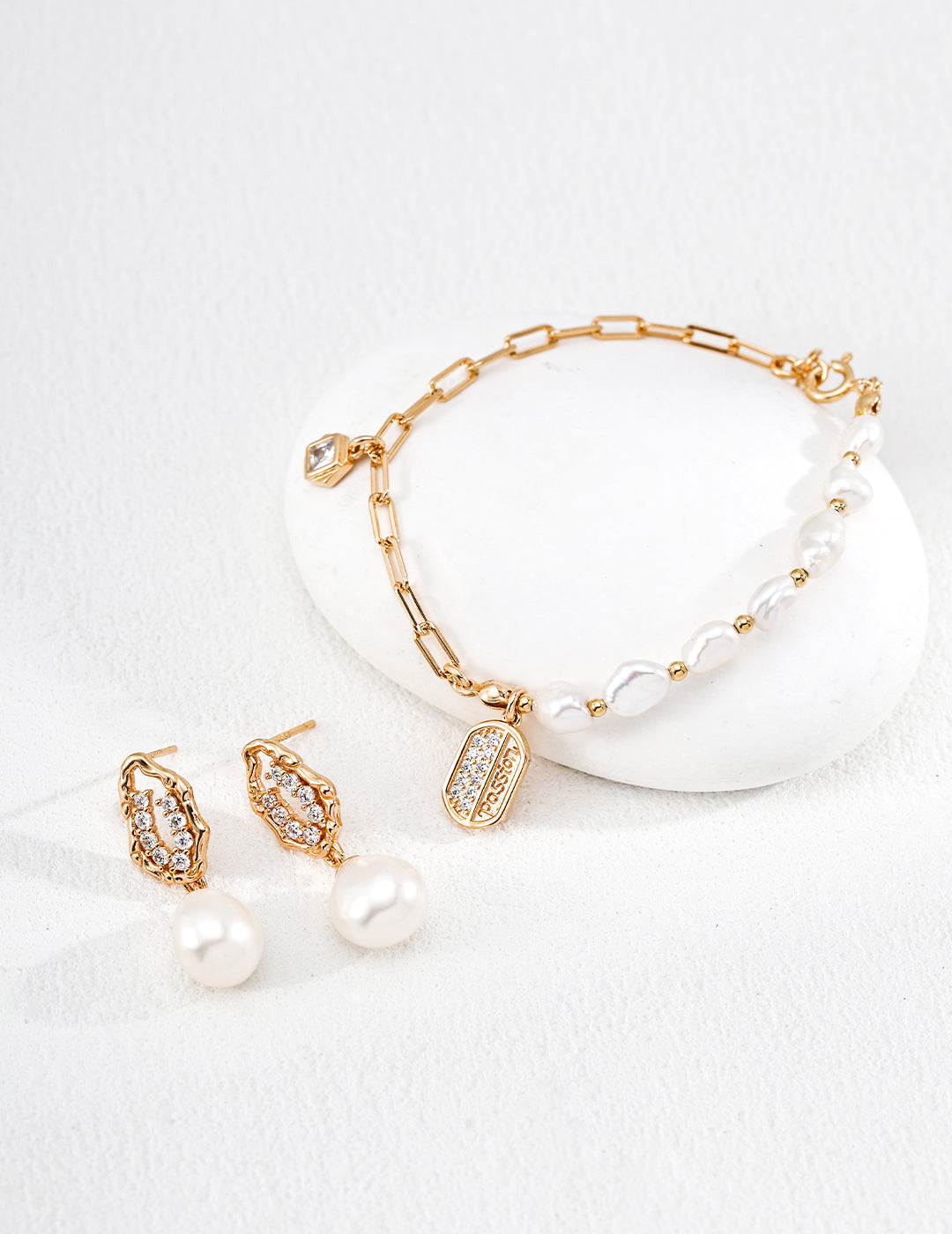 Pearl Light Bracelet