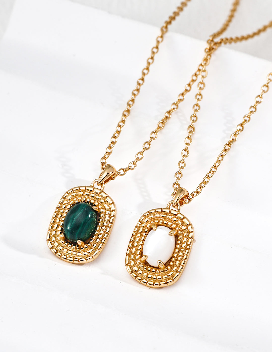 Malachite Nacre Necklace