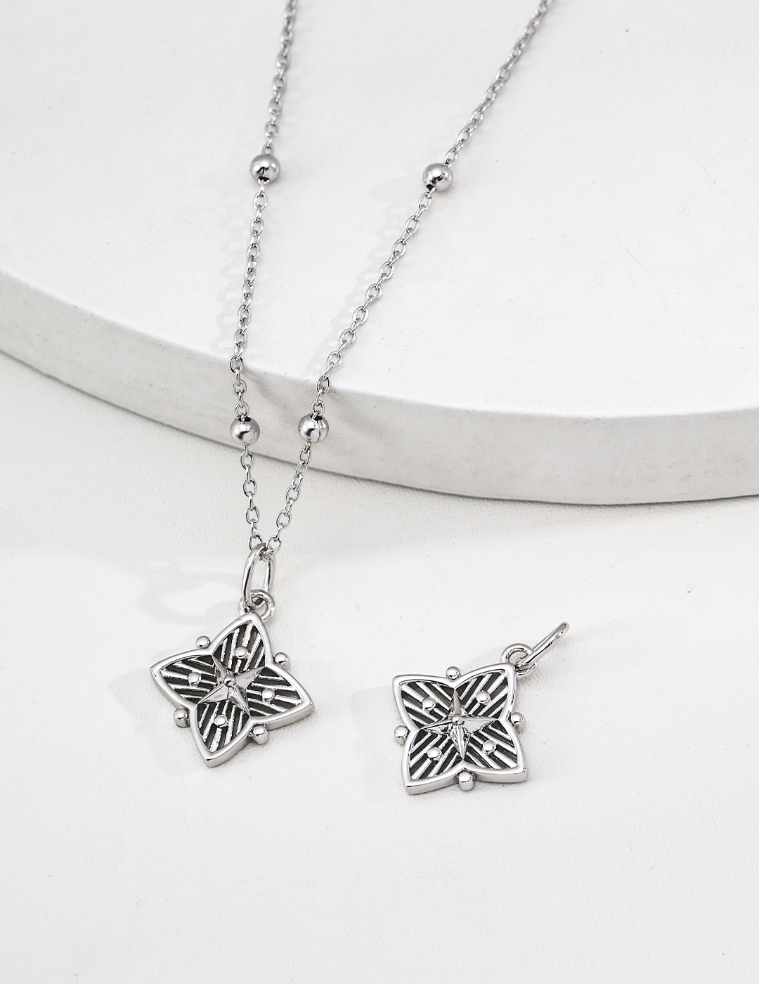 Pure Line Pendant Necklace