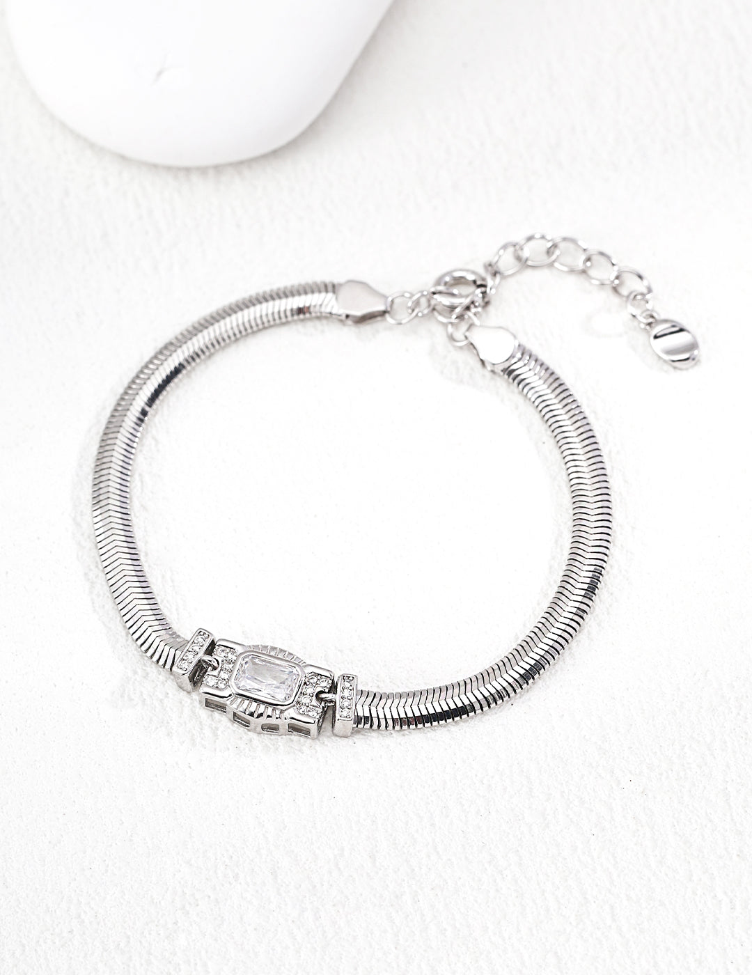 Radiant Line Bracelet