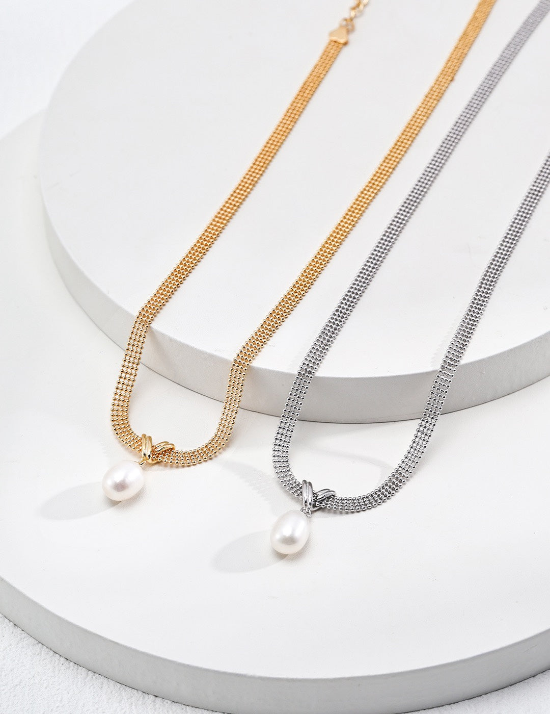 Pearl Center Necklace