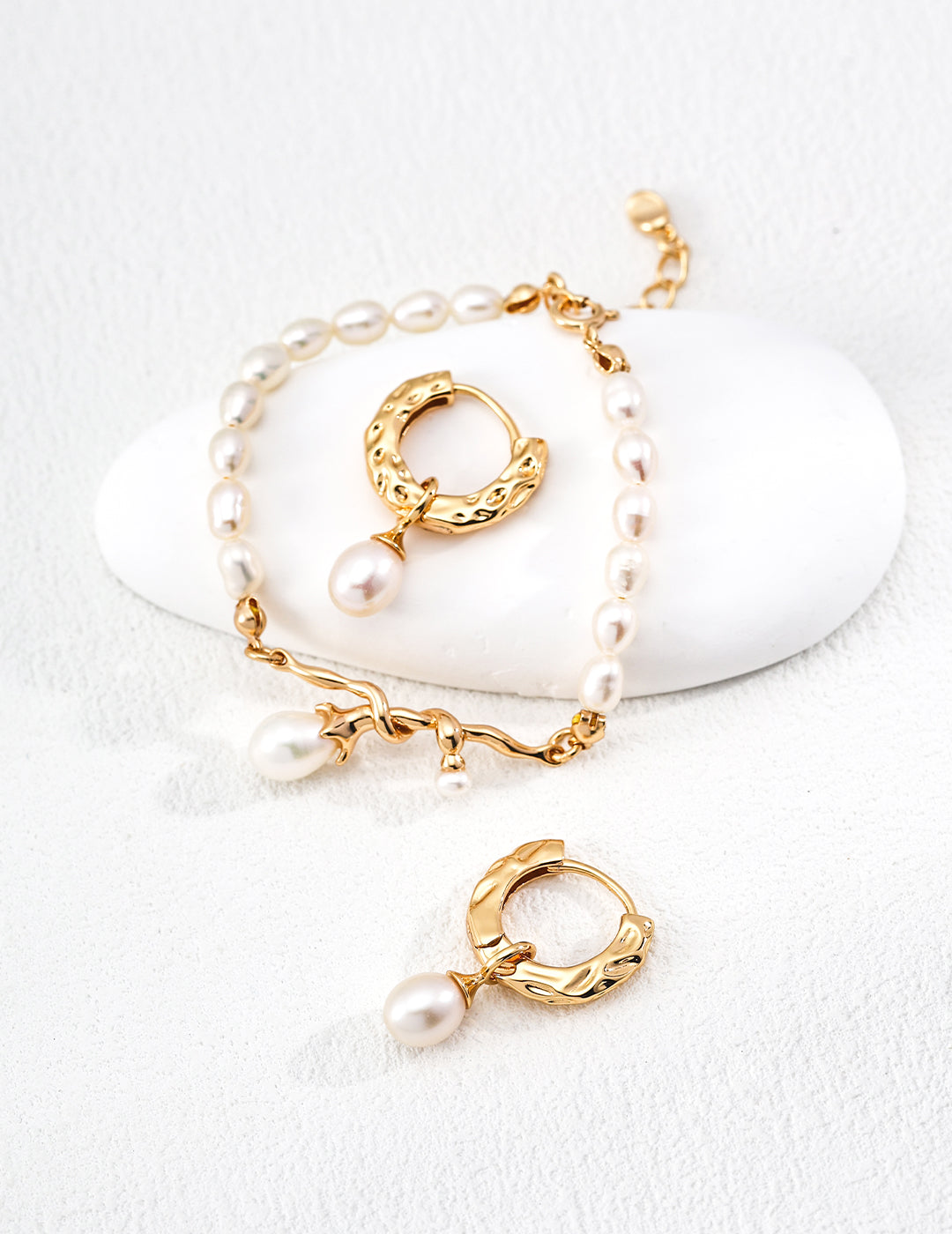 Pearl Measure Bracelet