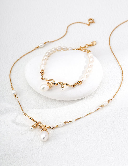 Pearl Measure Bracelet