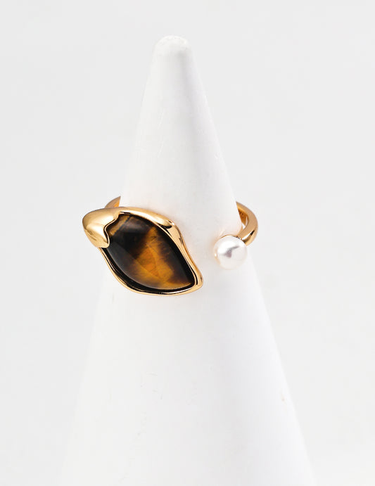 Grounded Pearl Ring