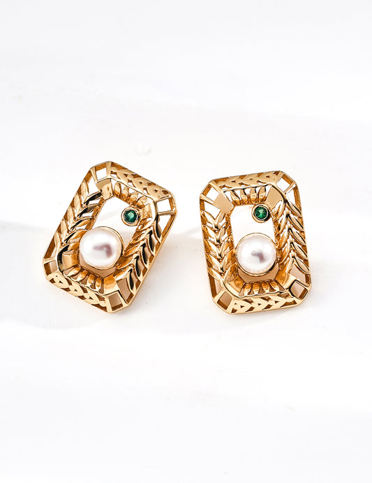 Pearl Signal Earring